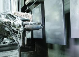 聚酯噴涂鋁單板